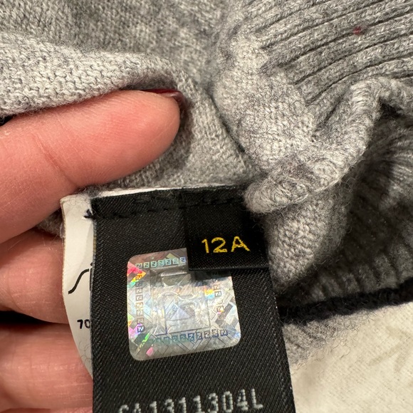 Authentic Fendi Sweater gray Size 12 girls - Picture 2 of 5